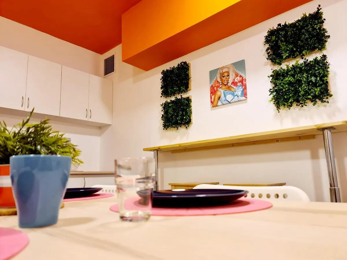 Albergue A Pousada Arc House Gracia Barcelona Espanha