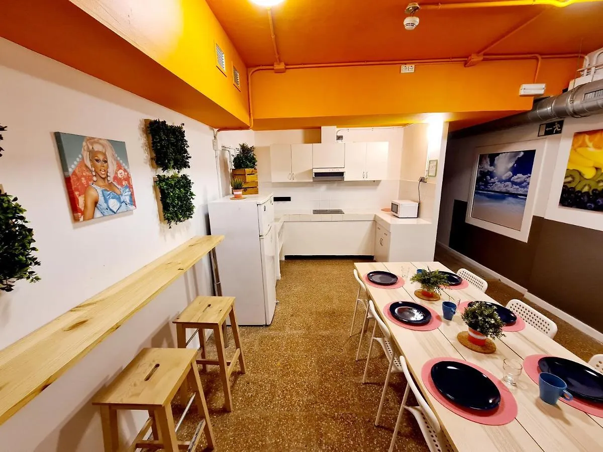 Hostel Arc House Gracia Barcelona