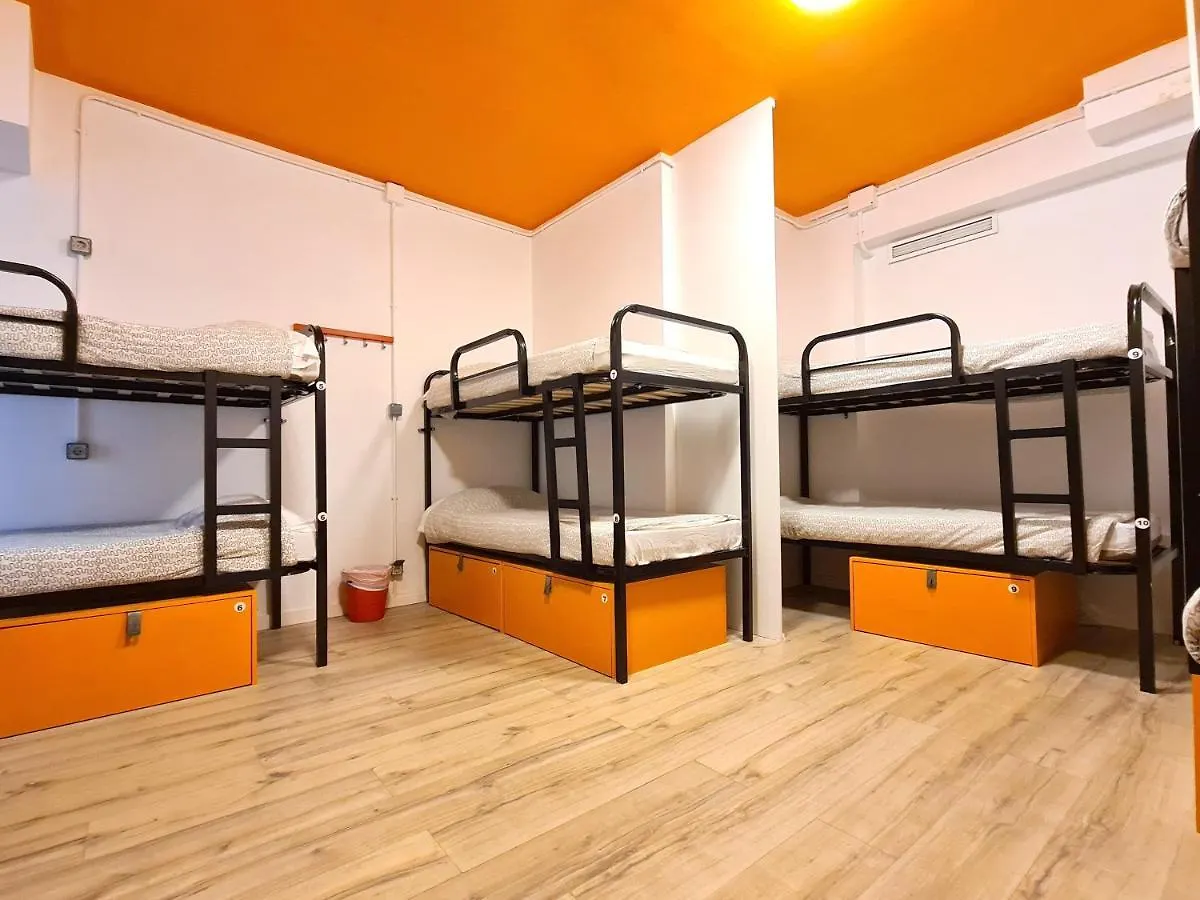Arc House Gracia Hostel Barcelona