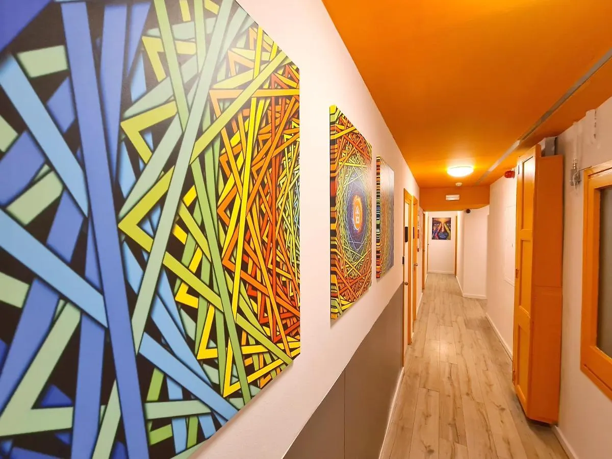 Arc House Gracia Hostel Barcelona